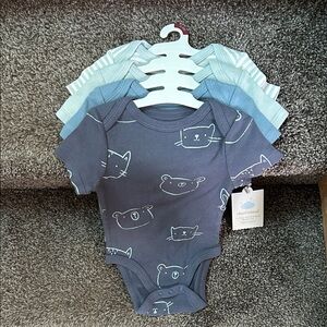Cloud Island Gray and Blue Animal Print Bodysuit Set